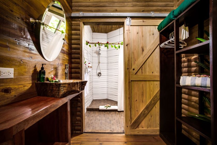 Treehouse Bathroom