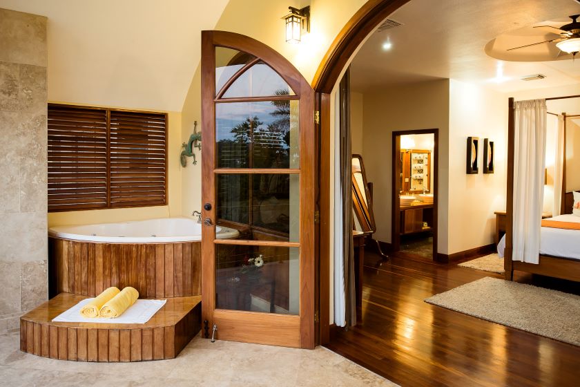 Honeymoon Suite