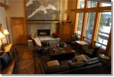 3 Bedroom Main Living Room