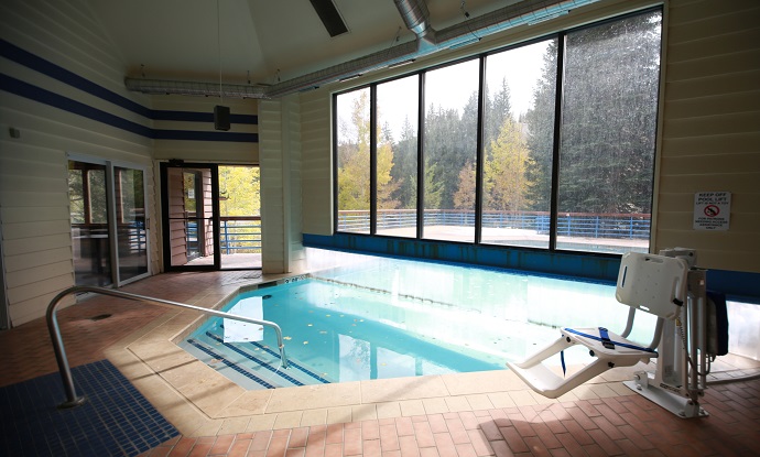 Community Indoor/Outdoor Pool