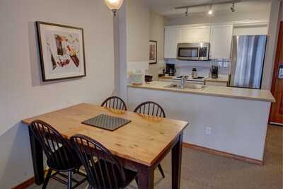 Dining & kitchen areas