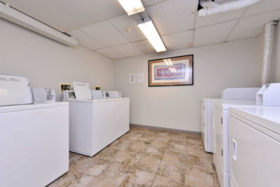 Aspens lodge: common laundry (main level)