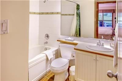Master Ensuite Bathroom