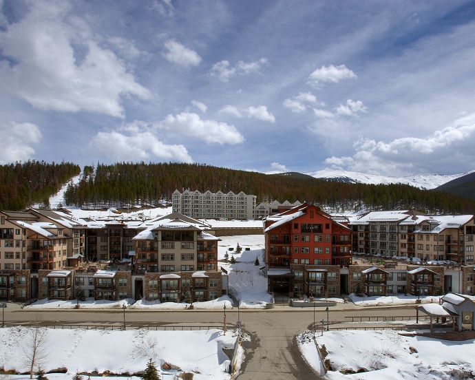 Fraser Crossing & Founders Pointe Winter Exterior