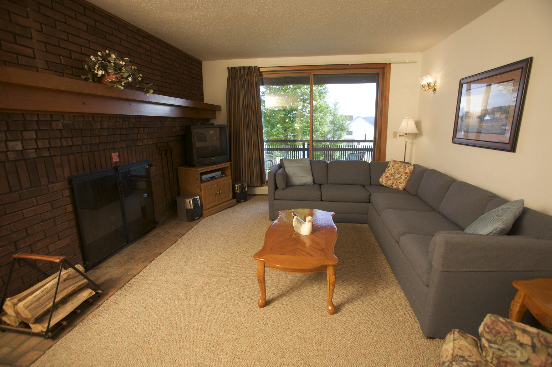 Sunrise Living Room (Sample - Varies by Unit)