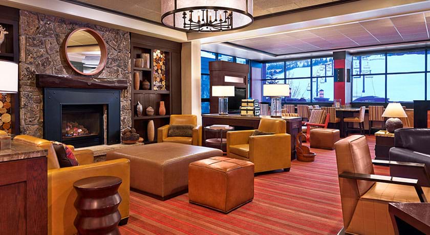 Saddles Lobby Lounge