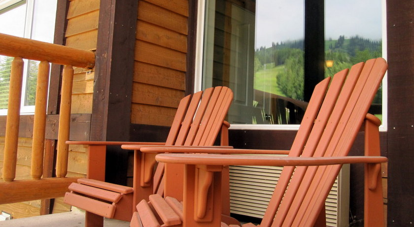  Cornerstone Lodge at Fernie Alpine Resort