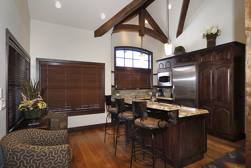 Woodrun Place Residence Kitchen