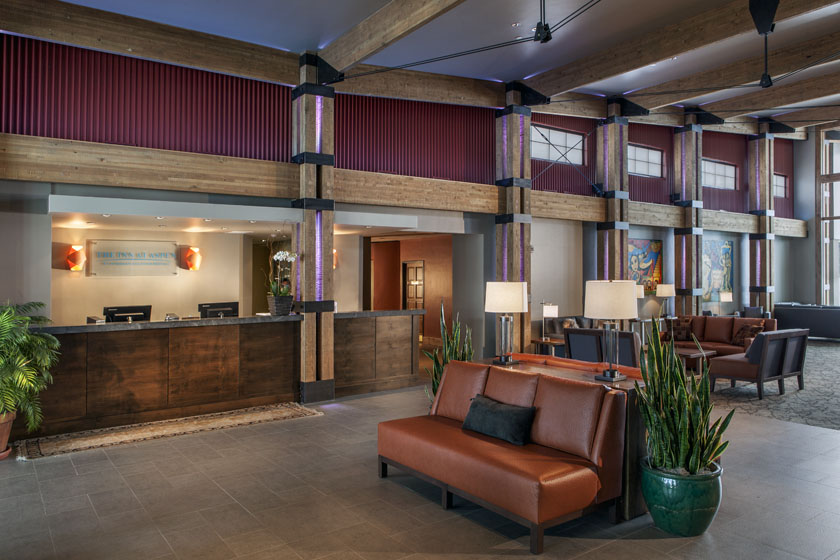 Inn at Aspen - Front Desk