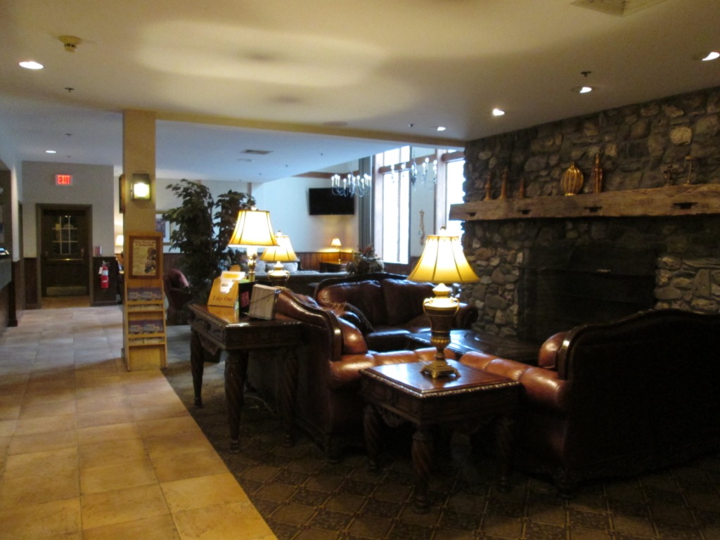Country Inn Lobby/ Resort Check-in