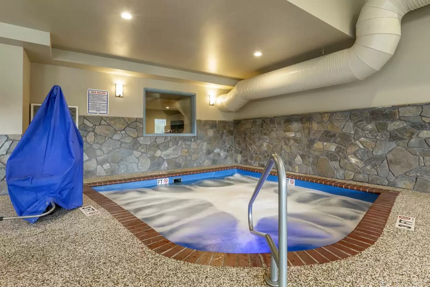 Comfort Inn and Suites Hill City SD