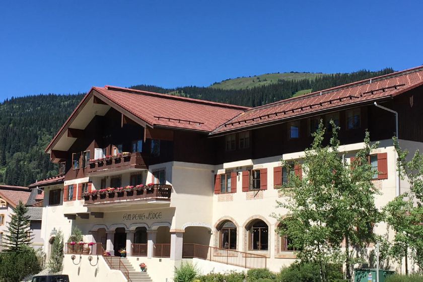 Sun Peaks Lodge