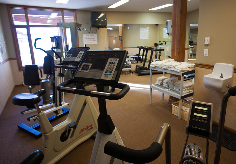 Nancy Greene's Cahilty Hotel & Suites Fitness Room