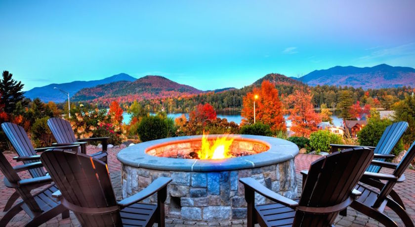 Spectacular Lake and Mountain Views