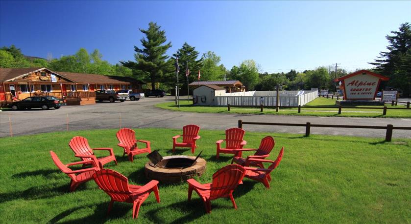 Campfire pit, front of hotel