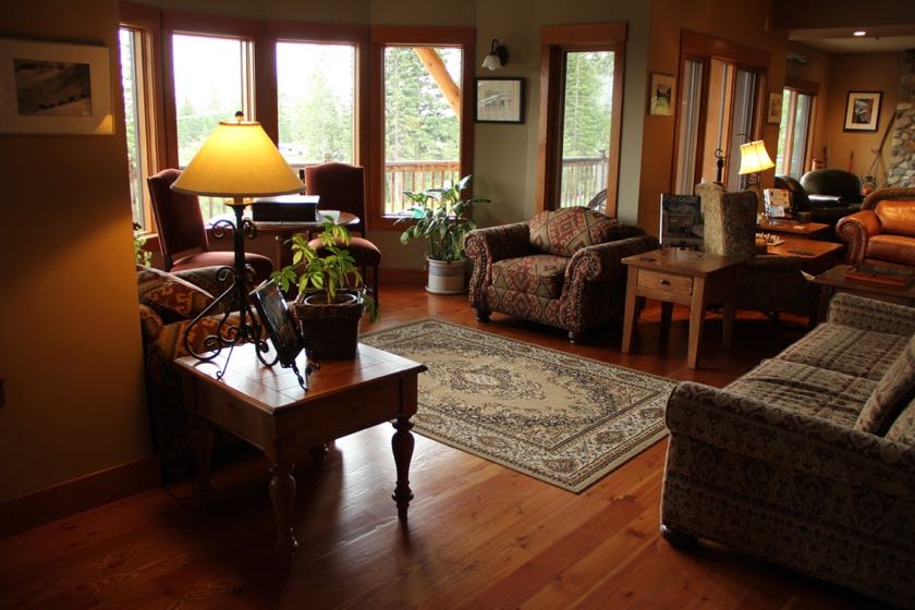 Main floor of Vagabond Lodge
