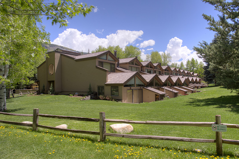 Ski Trip Advisors Clarendon Townhomes by Frias Properties Supplier