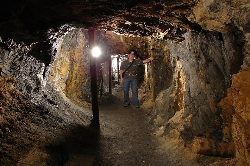 Broken Boot Gold Mine Attraction In Deadwood Sd 57732