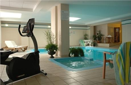 Piscine intérieure - indoor pool