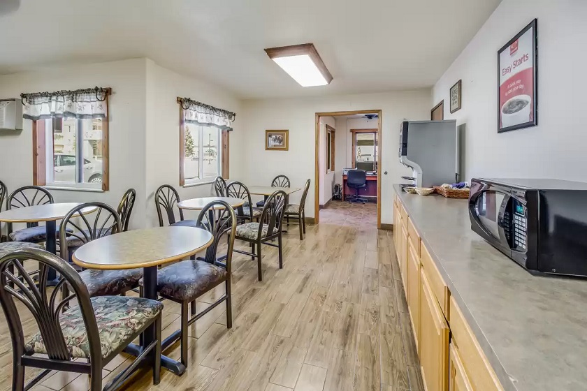 Econolodge -  Custer SD